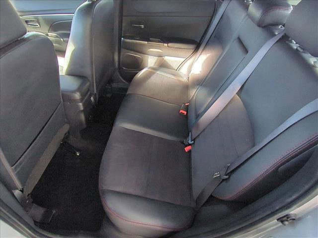 Used 2024 Mitsubishi Outlander Sport SE image 19