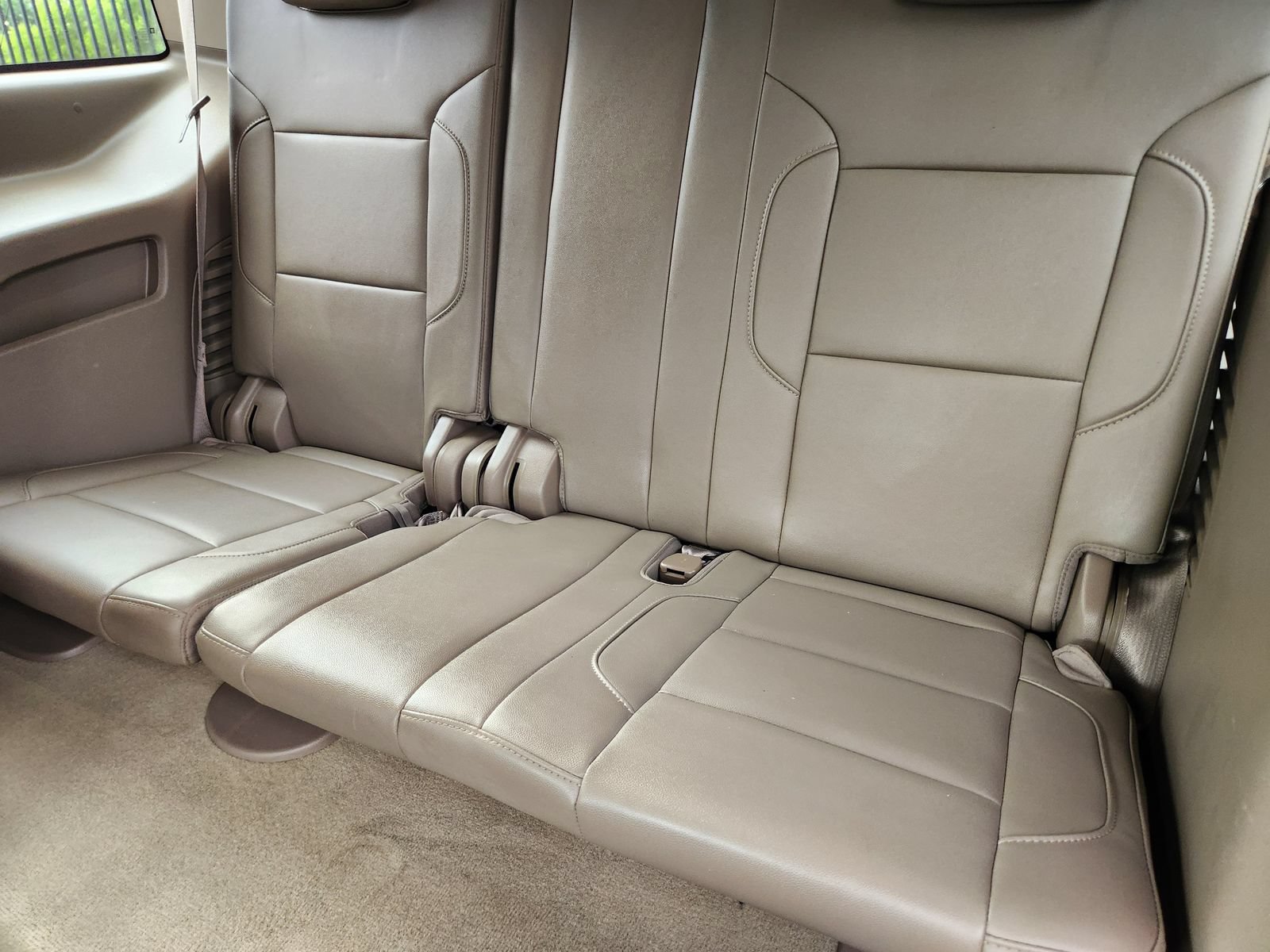 Used 2016 Chevrolet Tahoe LT RWD image 34