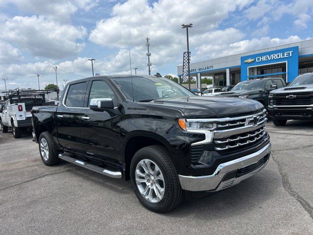 New 2026 Chevrolet Silverado 1500 LTZ w/ LTZ Premium Package AWD/4WD image 1