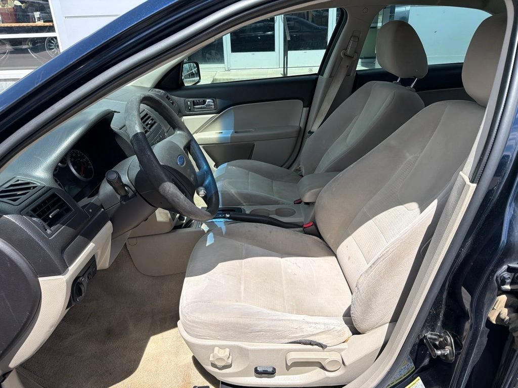 Used 2009 Ford Fusion SE FWD image 11
