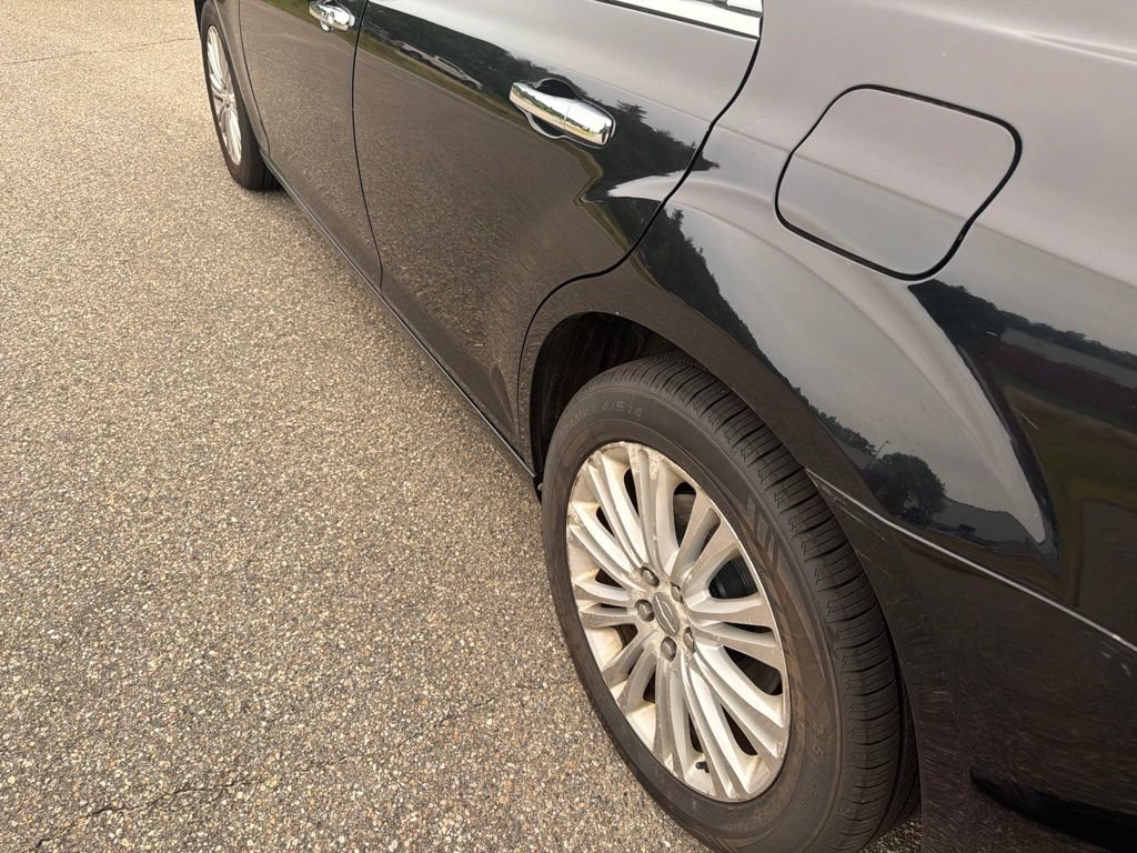 Used 2014 Chrysler 300 C w/ Beats Audio Group AWD/4WD image 5