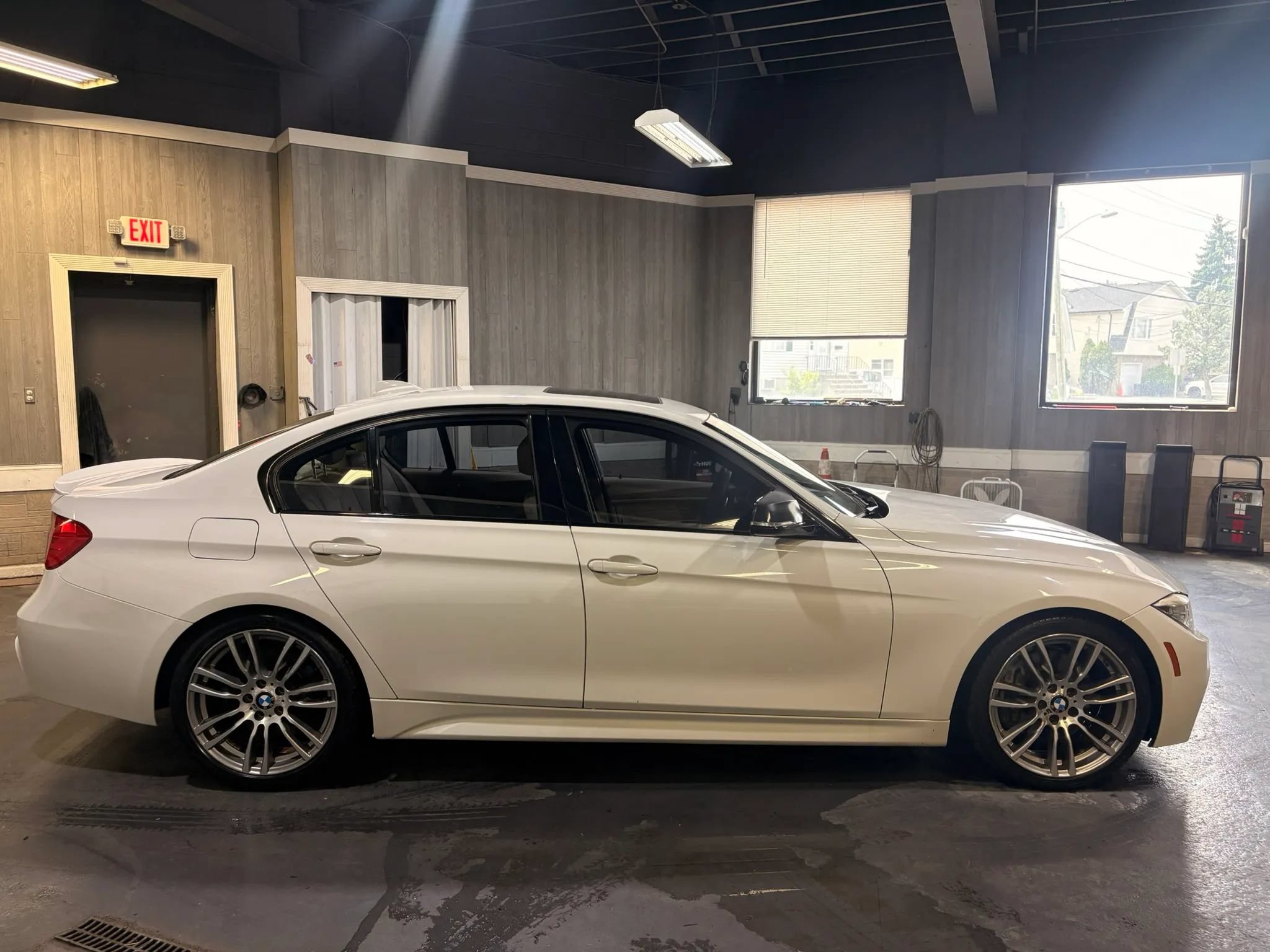 Used 2014 BMW 335i Sedan RWD image 7