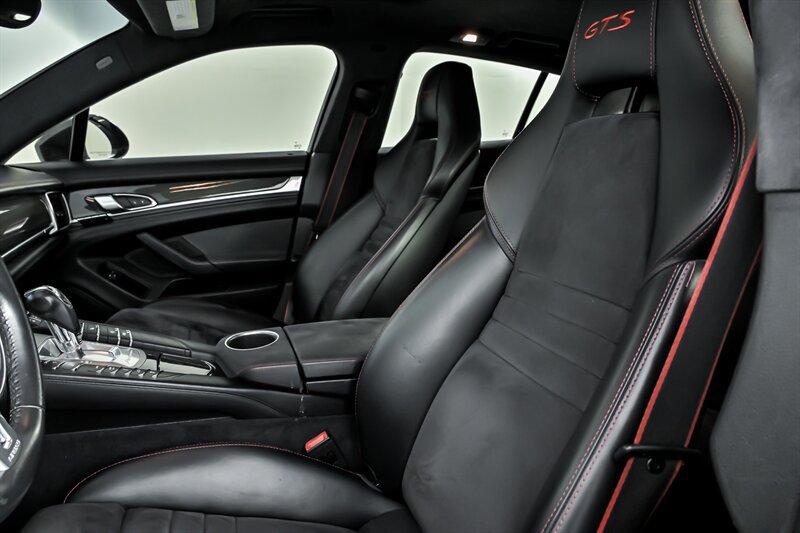 Used 2015 Porsche Panamera GTS AWD/4WD image 18