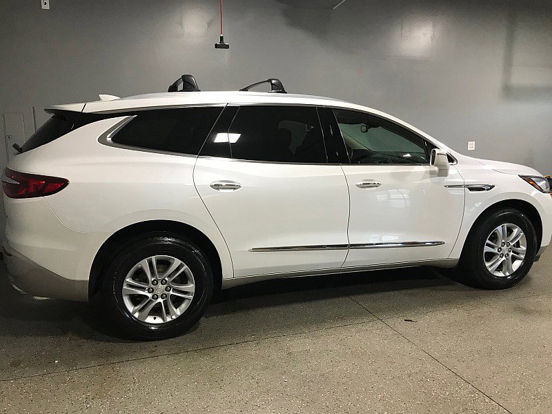 Used 2018 Buick Enclave Essence w/ Trailering Package image 2