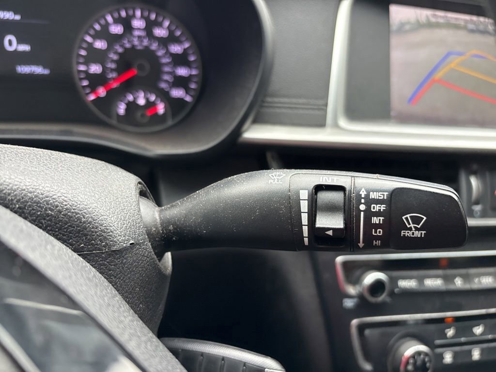 Used 2020 Kia Optima LX image 24