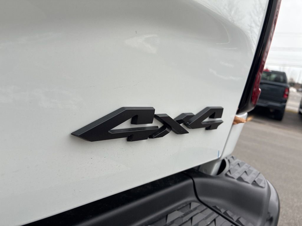 New 2026 RAM 2500 Tradesman AWD/4WD image 17