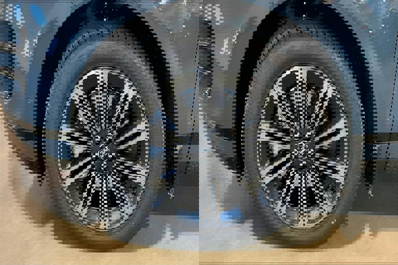 New 2026 Land Rover Range Rover Evoque Dynamic SE image 11