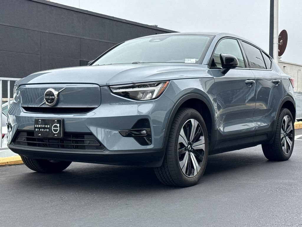 Certified 2023 Volvo C40 P8 Recharge Plus AWD/4WD image 2