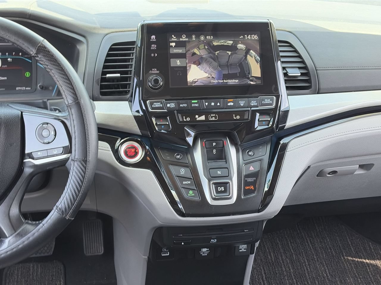 Used 2023 Honda Odyssey Touring image 14