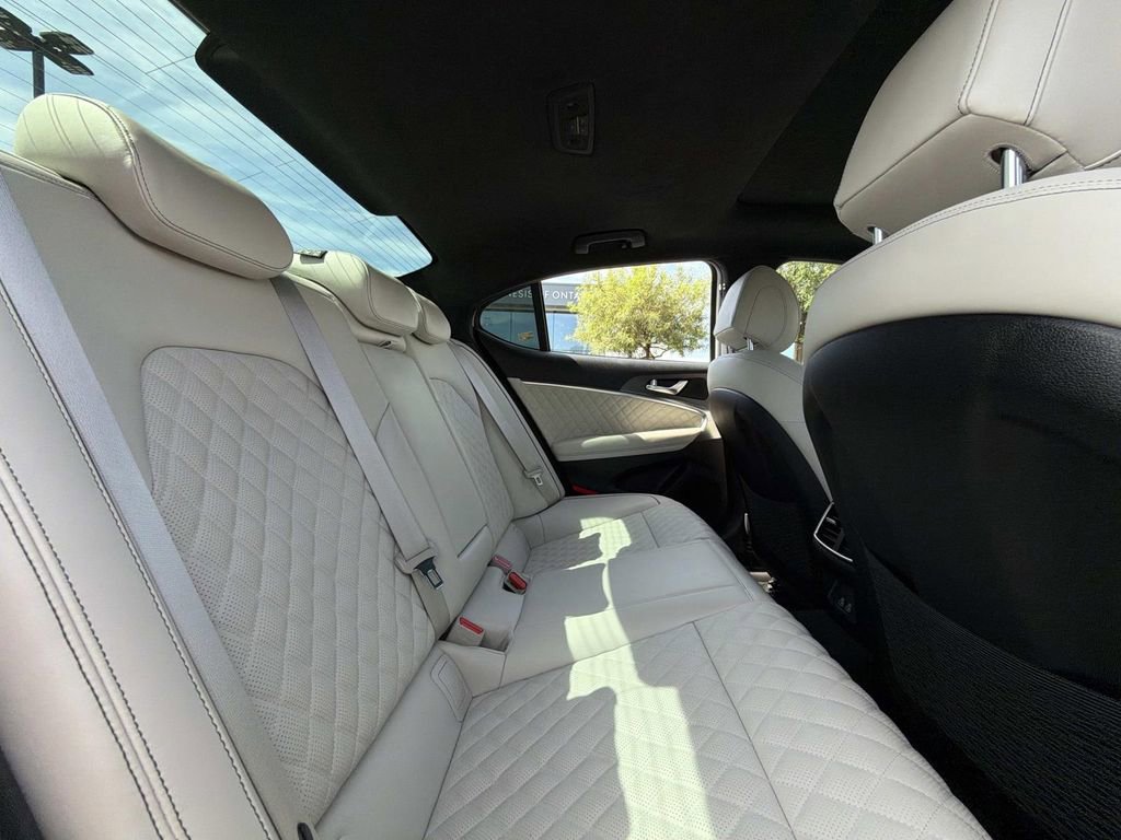 Used 2025 Genesis G70 3.3T Advanced w/ Sport Prestige Package RWD image 20