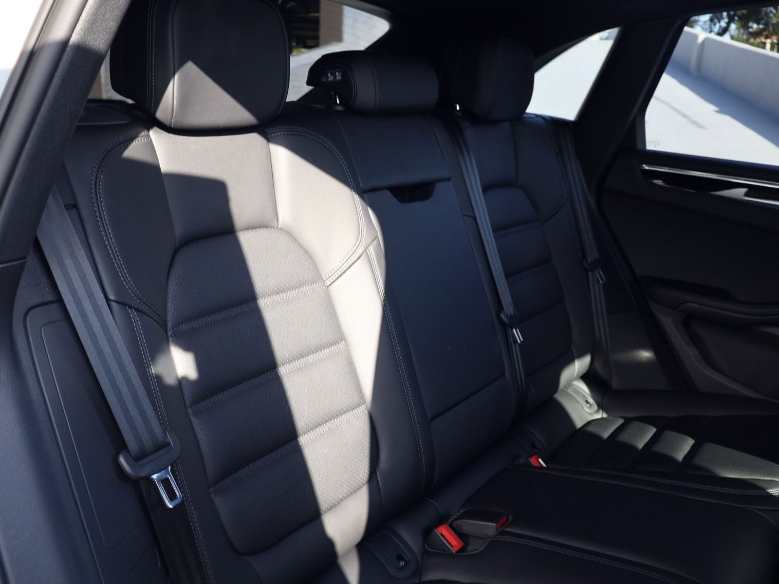 New 2026 Porsche Macan S AWD/4WD image 22