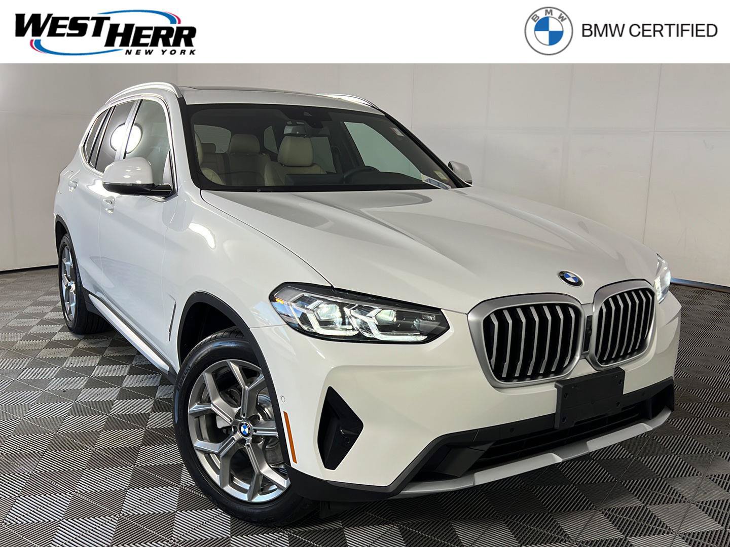Used 2023 BMW X3 xDrive30i w/ Premium Package AWD/4WD image 1