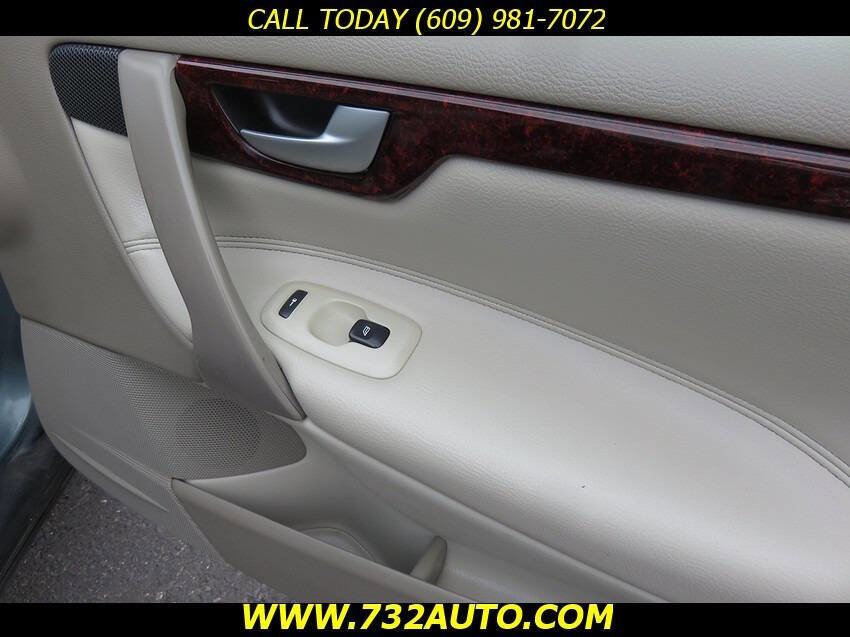 Used 2004 Volvo S60 2.5T FWD image 26
