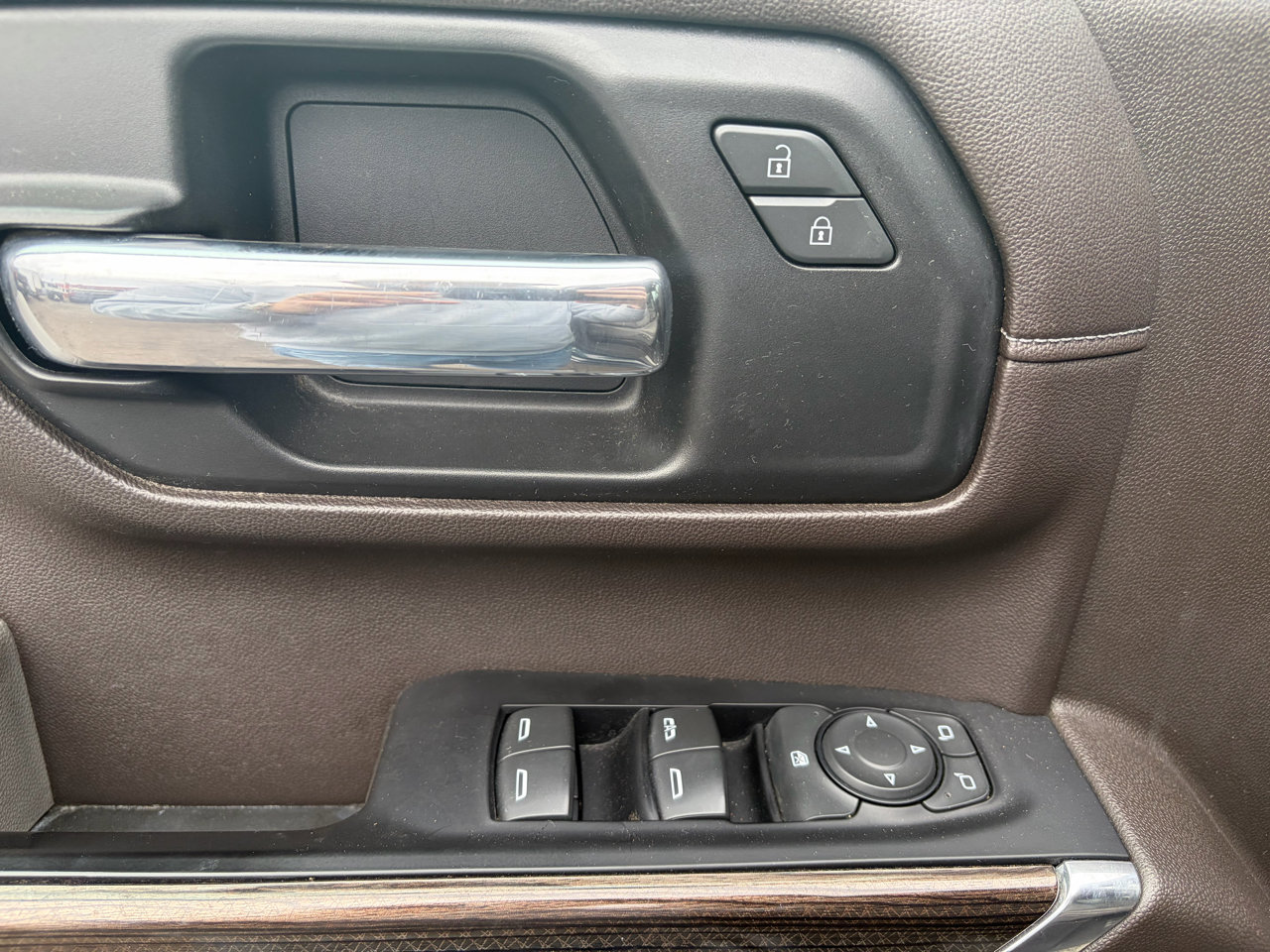 Used 2020 Chevrolet Silverado 2500 LT w/ Fleet Comfort Package image 24