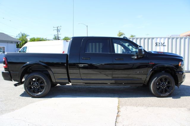 Used 2024 RAM 2500 Limited AWD/4WD image 3