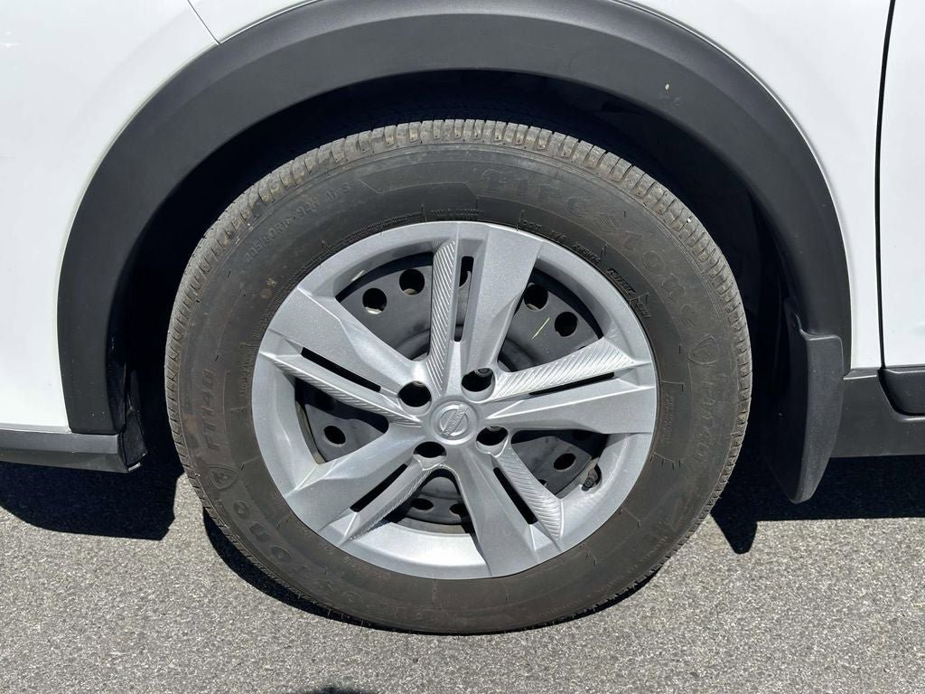 Used 2024 Nissan Kicks S FWD image 10