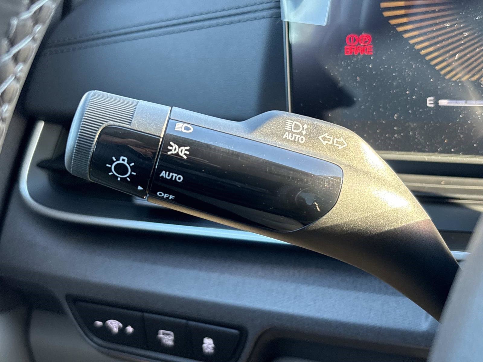 New 2026 Kia Carnival EX image 26