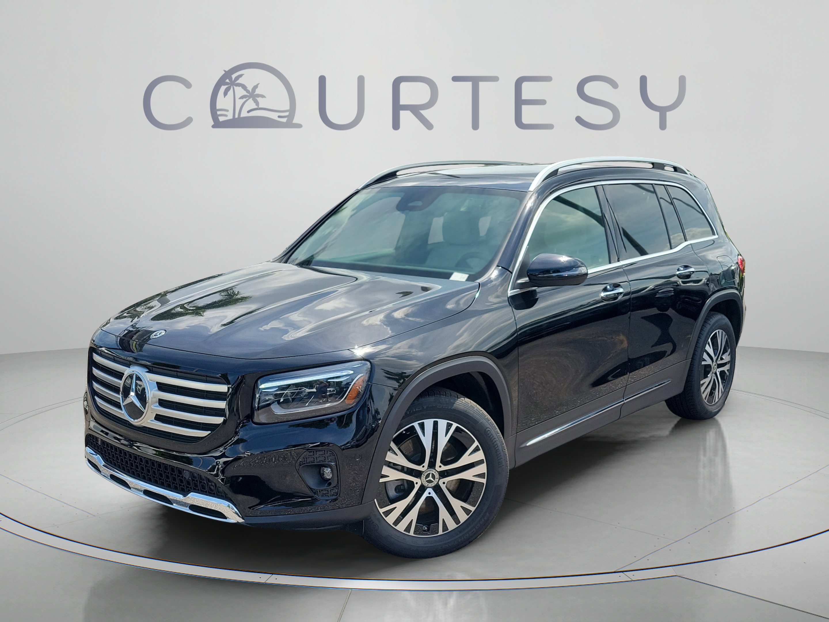 Certified 2026 Mercedes-Benz GLB 250 image 1