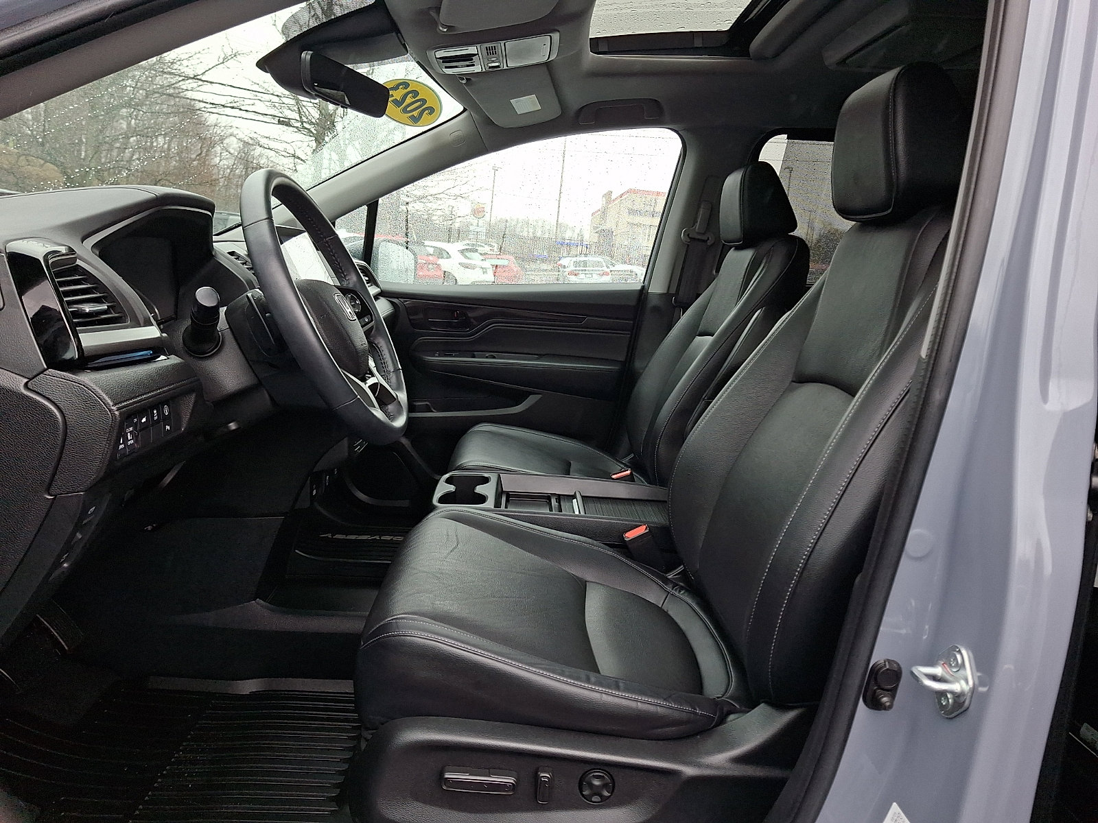 Used 2023 Honda Odyssey Touring image 13