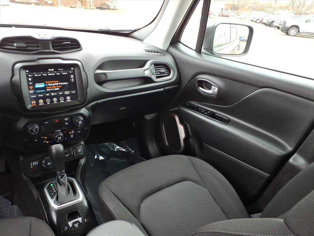 Used 2023 Jeep Renegade Latitude image 18
