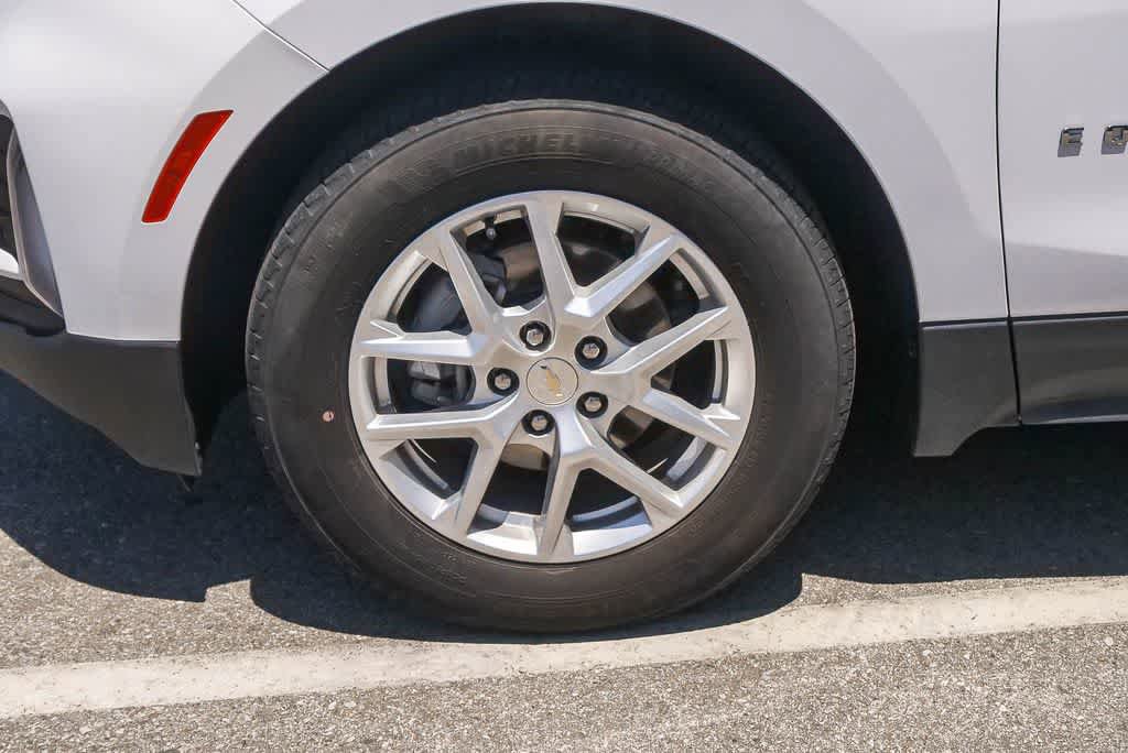 Used 2024 Chevrolet Equinox LT FWD image 5
