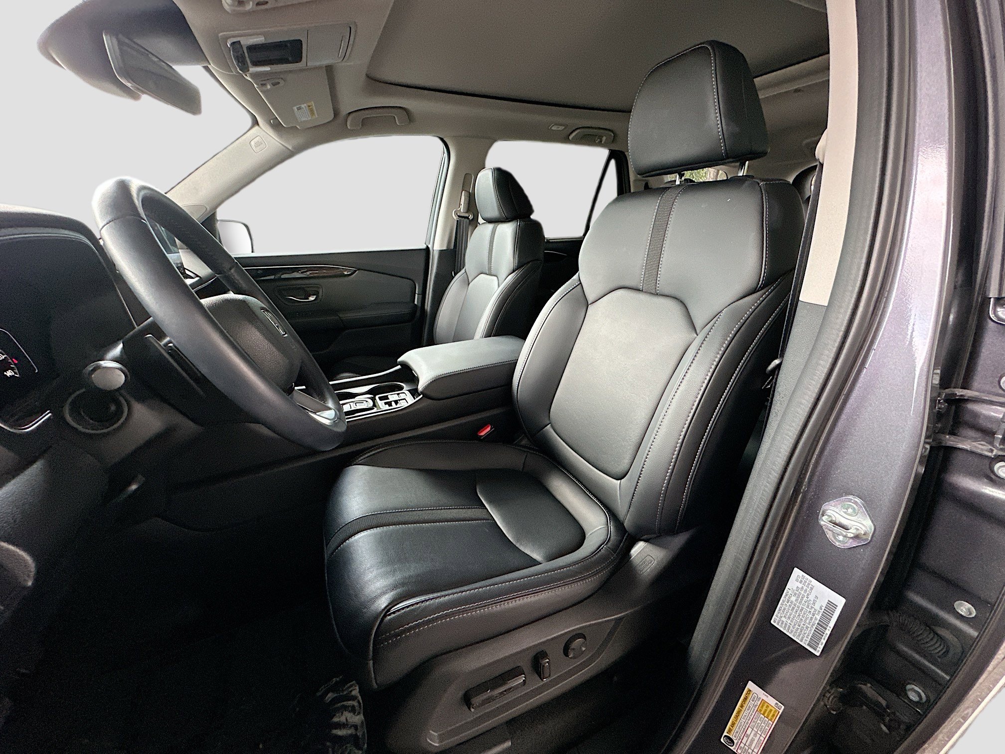 Used 2023 Honda Pilot Touring image 22