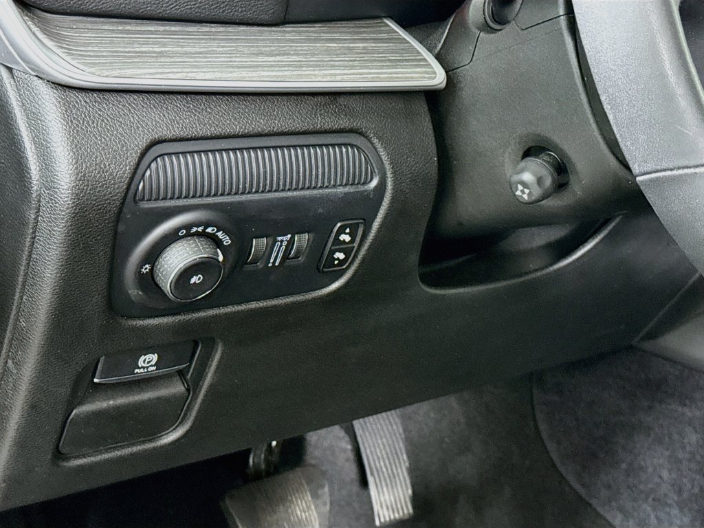 Used 2024 Jeep Wagoneer Series II AWD/4WD image 20