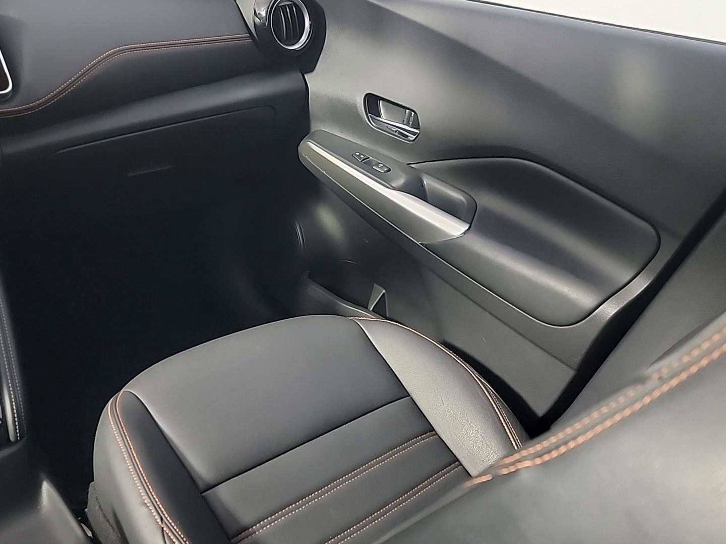 Used 2019 Nissan Kicks SR w/ SR Premium Package image 20