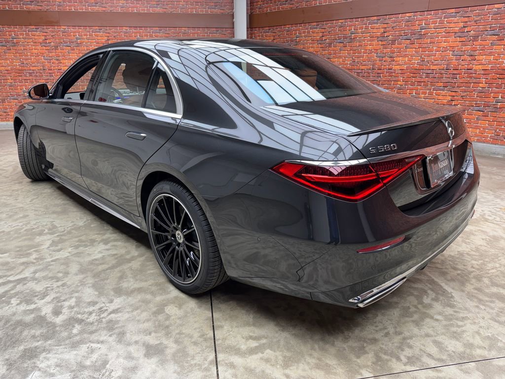 New 2026 Mercedes-Benz S 580 4MATIC Sedan image 2