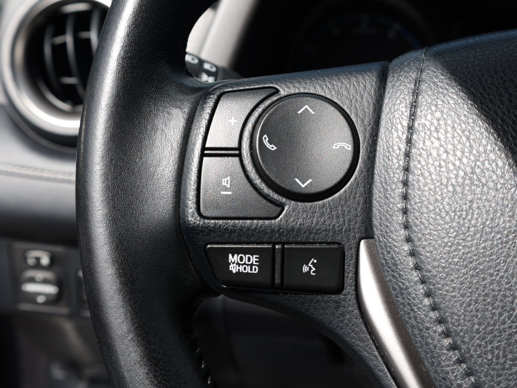 Used 2017 Toyota RAV4 XLE w/ Plus Special Value Package FWD image 32