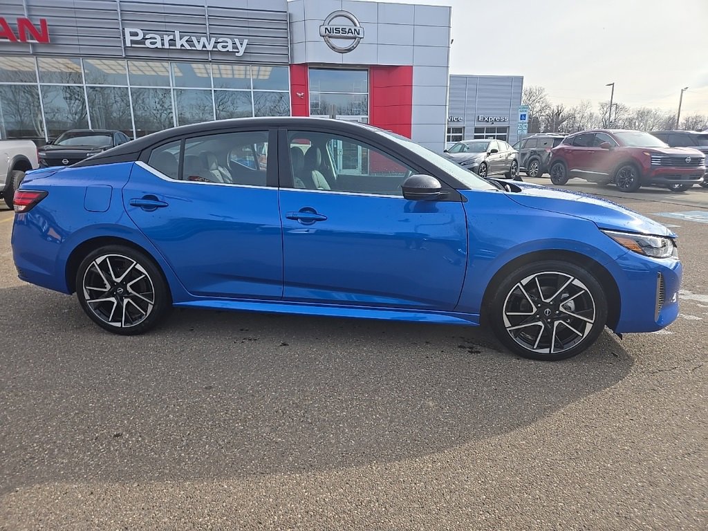 New 2025 Nissan Sentra SR w/ SR Premium Package