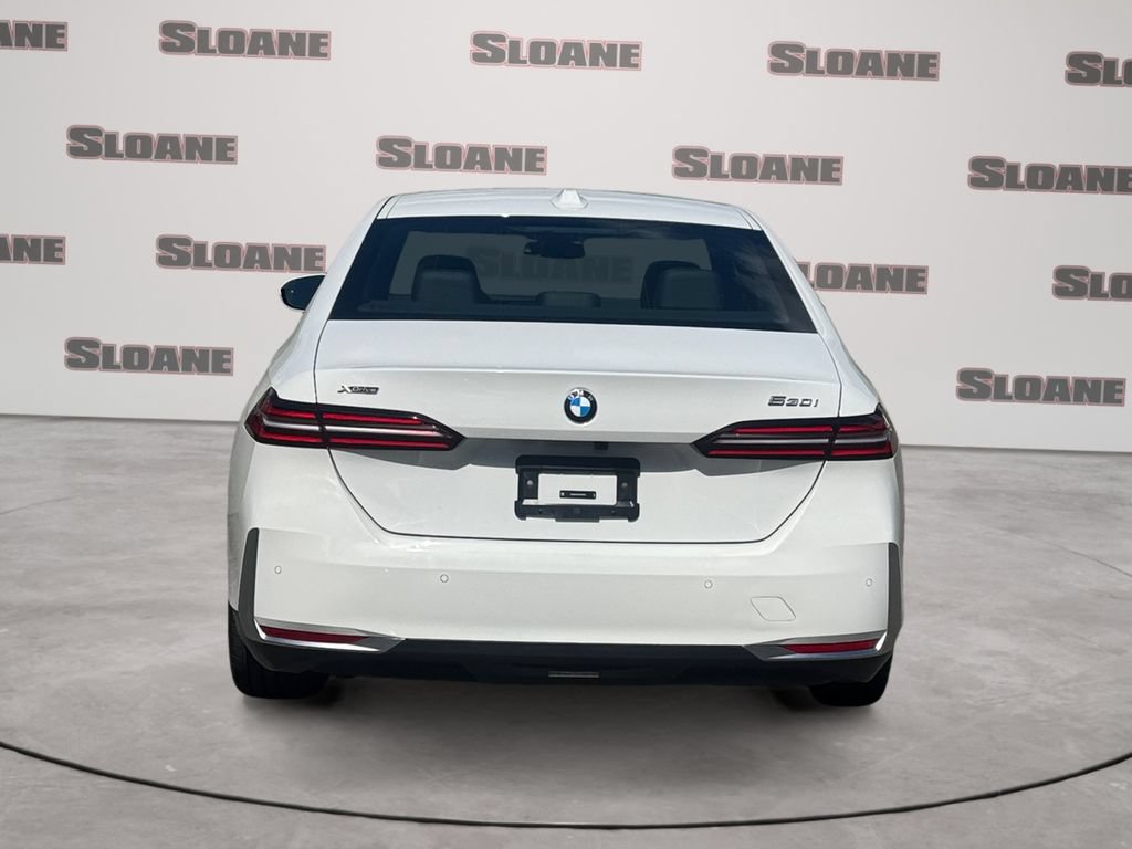 Used 2026 BMW 530i xDrive AWD/4WD image 4