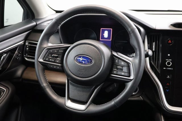 Certified 2025 Subaru Outback Touring XT AWD/4WD image 17