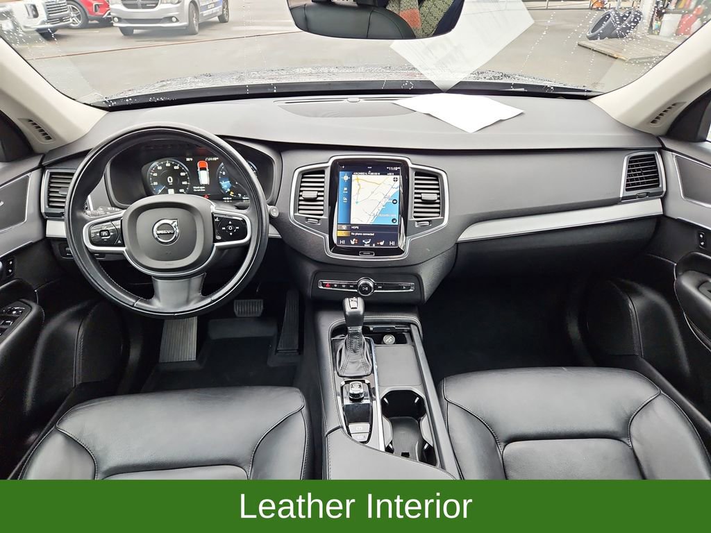 Used 2022 Volvo XC90 T5 Momentum w/ Climate Package image 9