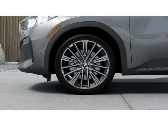 New 2027 BMW X2 xDrive28i w/ Technology Package AWD/4WD image 7