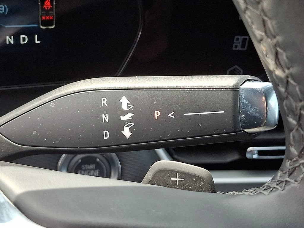 Used 2025 Chevrolet Equinox LT AWD/4WD image 14
