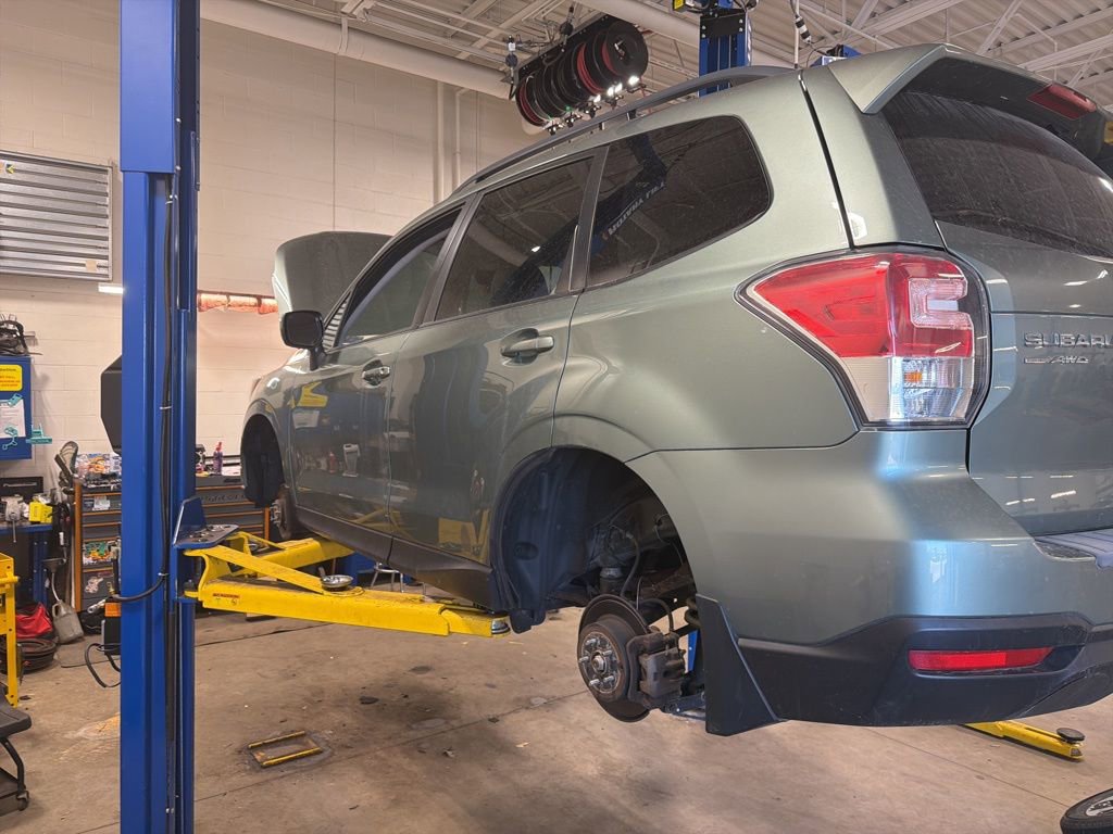 Used 2017 Subaru Forester 2.5i Premium w/ All-Weather Package AWD/4WD image 2