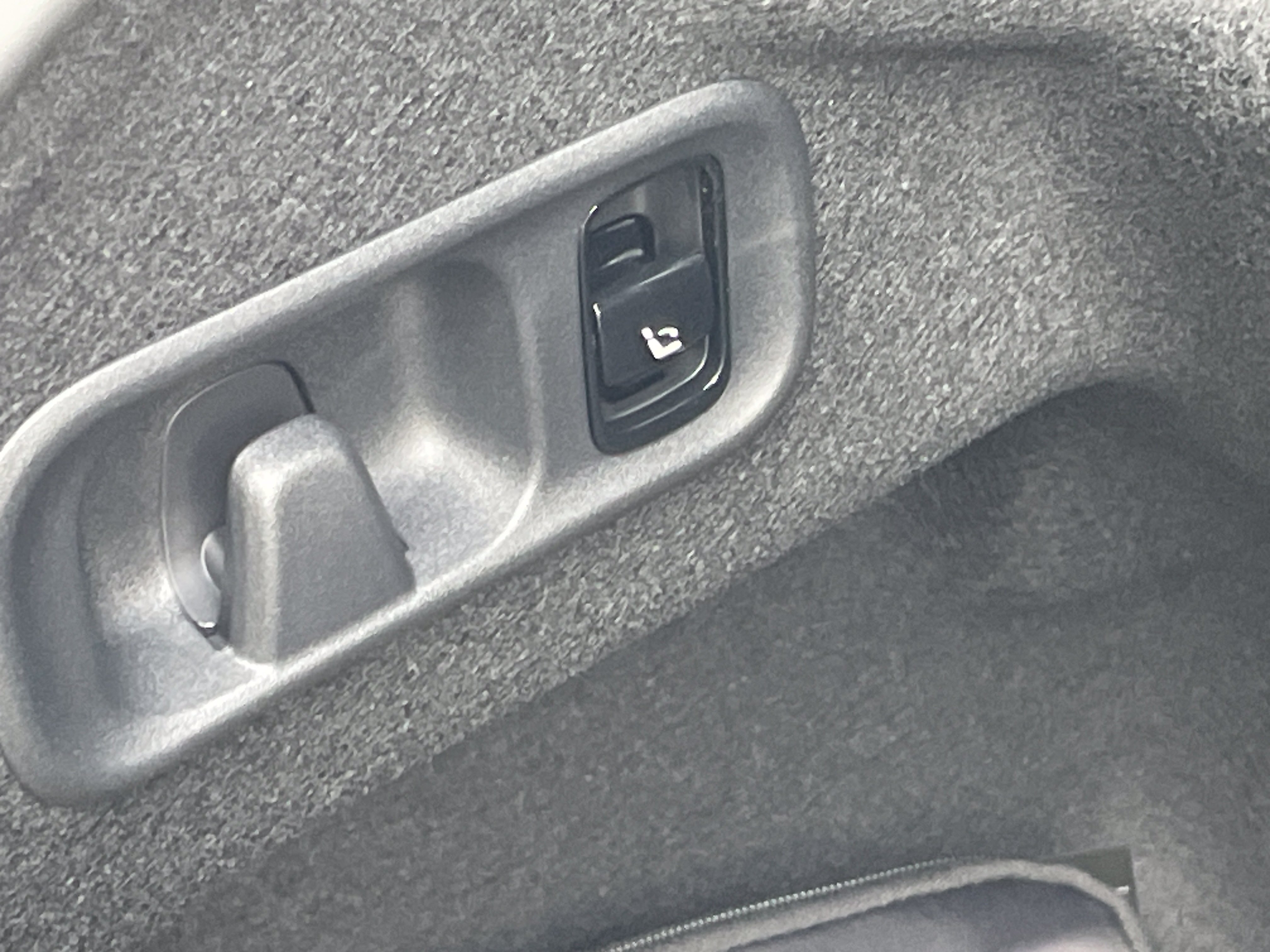 New 2026 Mercedes-Benz C 300 4MATIC Sedan image 10