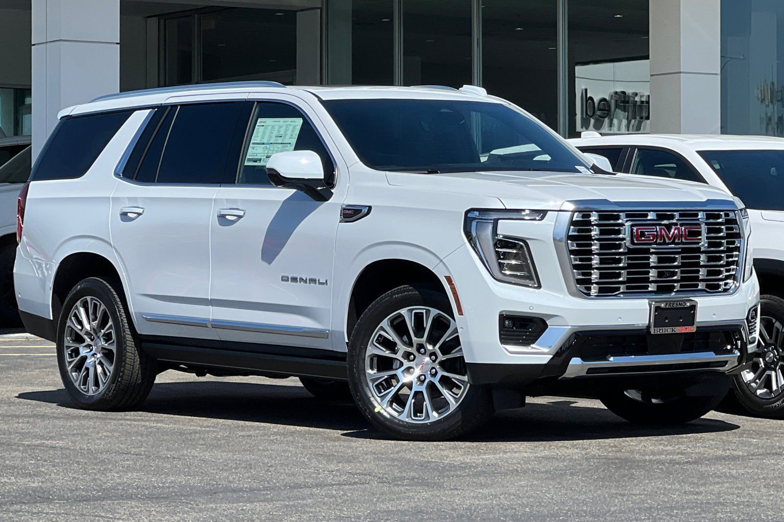 New 2026 GMC Yukon Denali w/ Denali Reserve Package AWD/4WD image 2