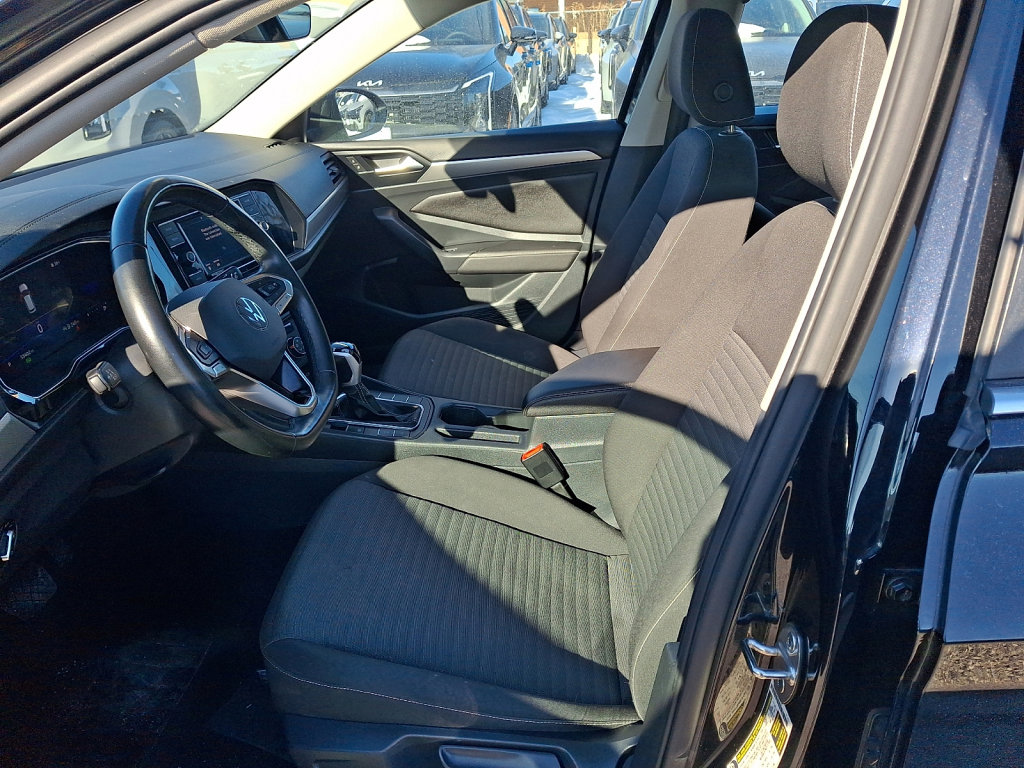 Used 2024 Volkswagen Jetta S image 23