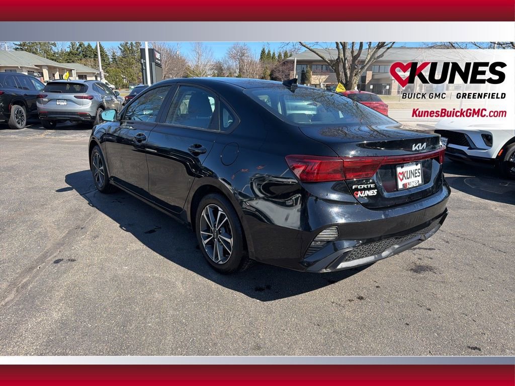 Used 2024 Kia Forte LXS image 9
