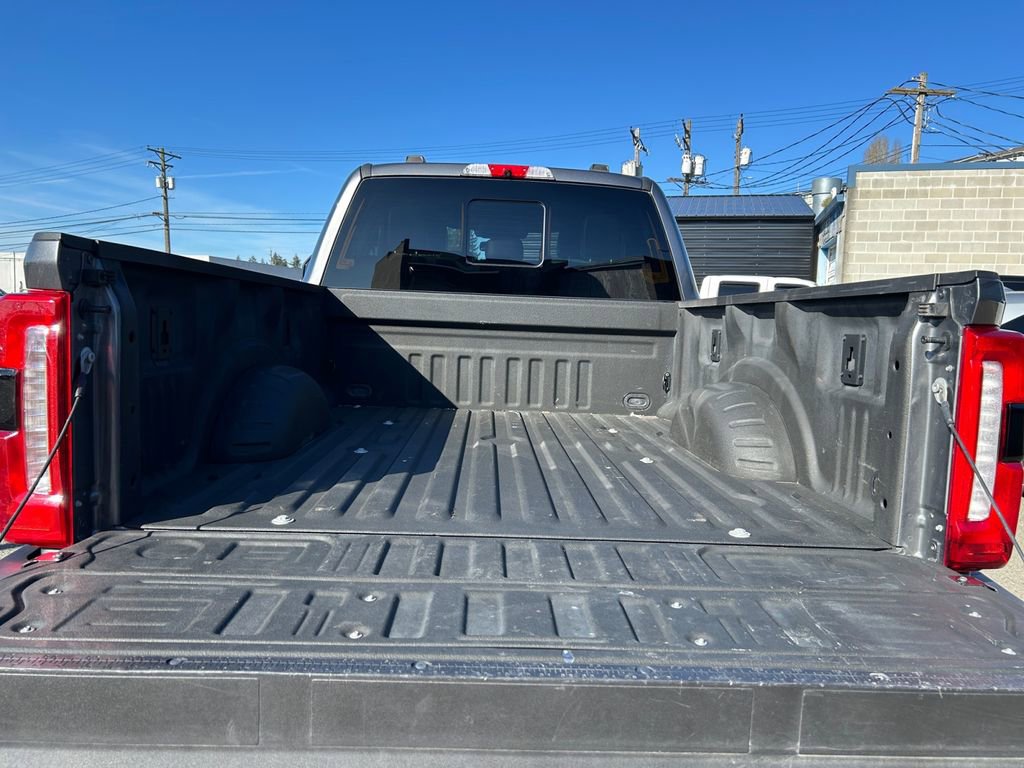 Used 2023 Ford F250 Lariat w/ Sport Appearance Package AWD/4WD image 25