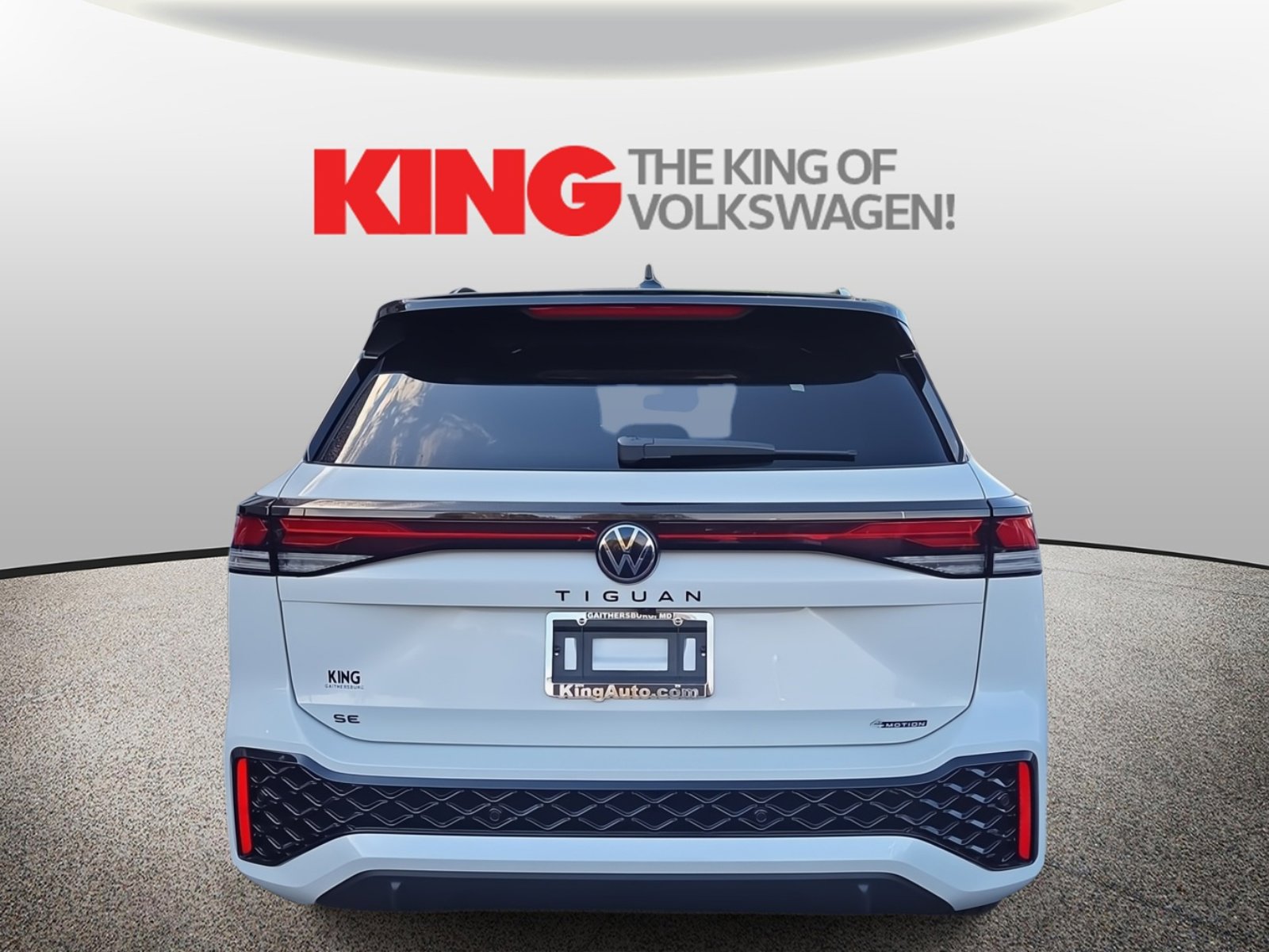 New 2025 Volkswagen Tiguan SE R-Line image 6