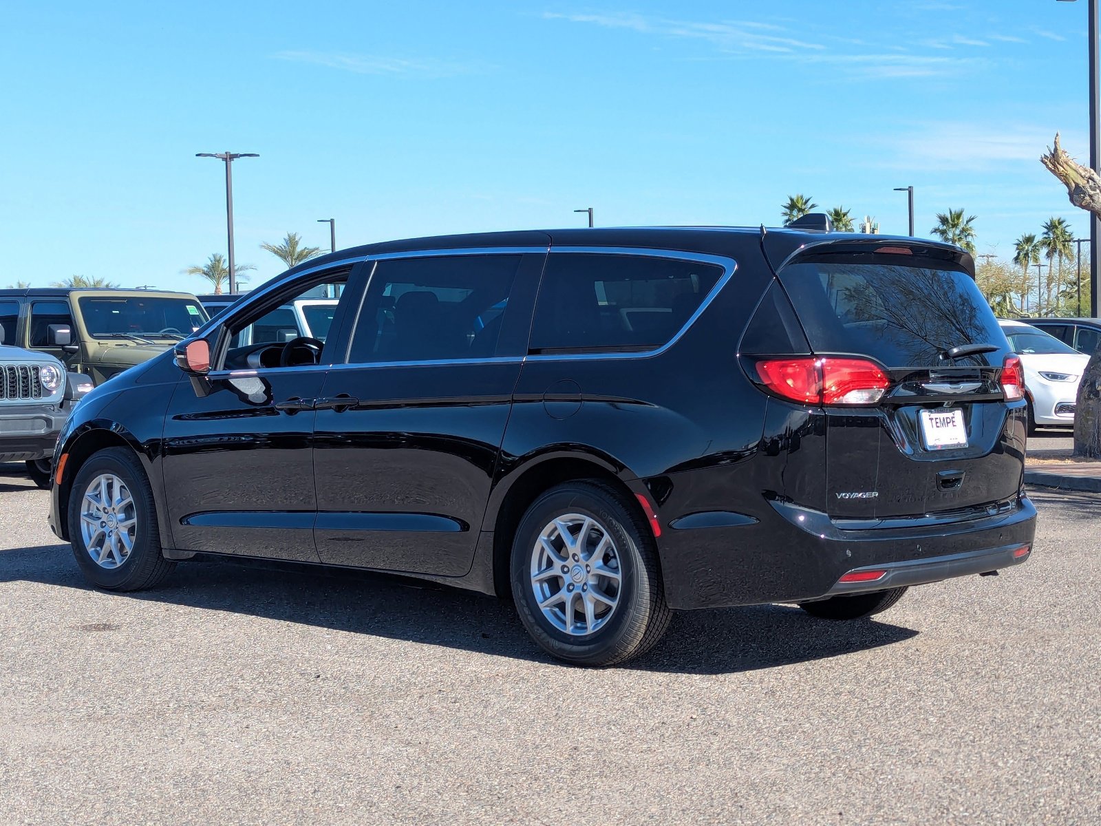 New 2026 Chrysler Voyager LX image 3