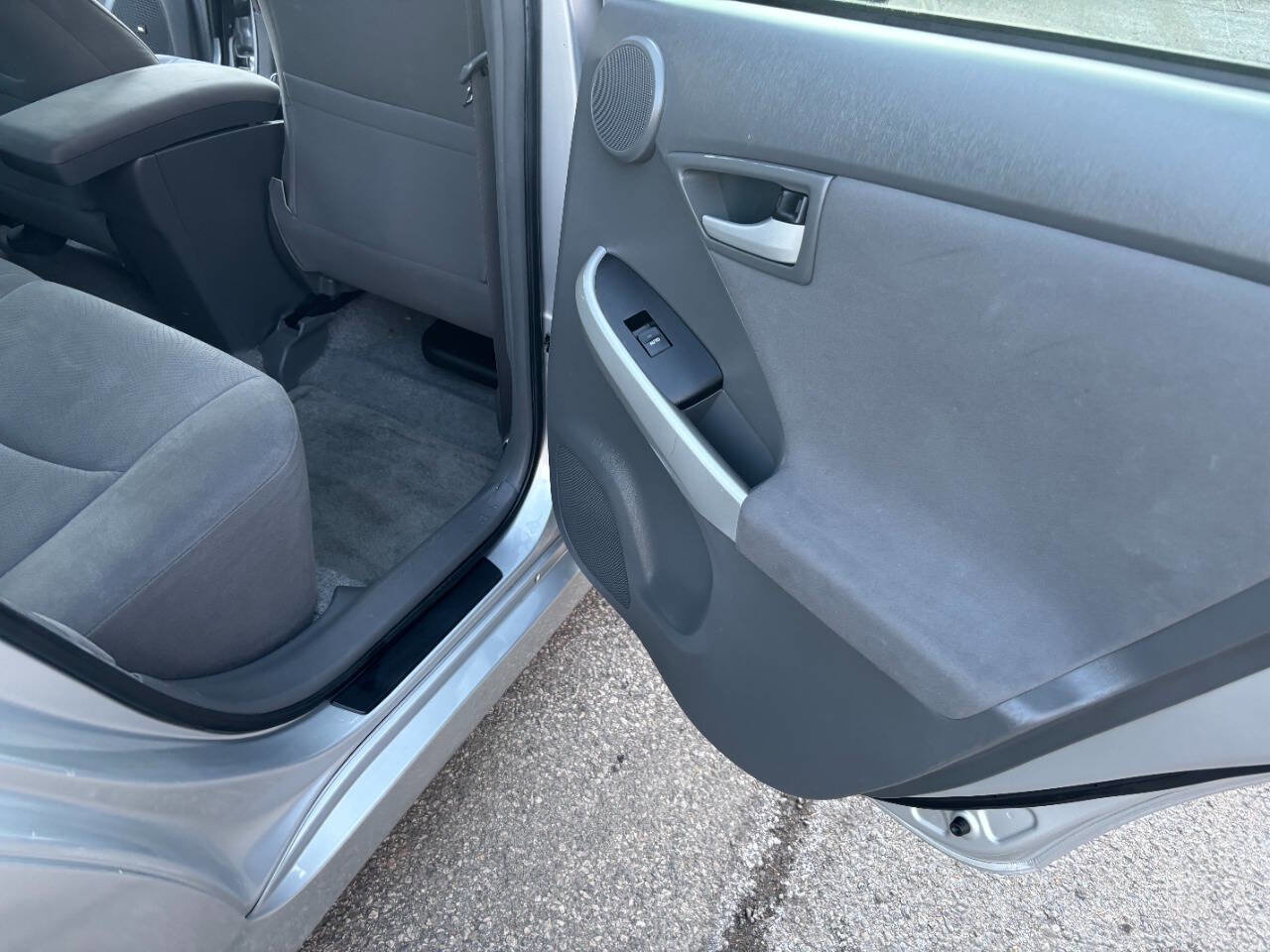 Used 2010 Toyota Prius Two image 22