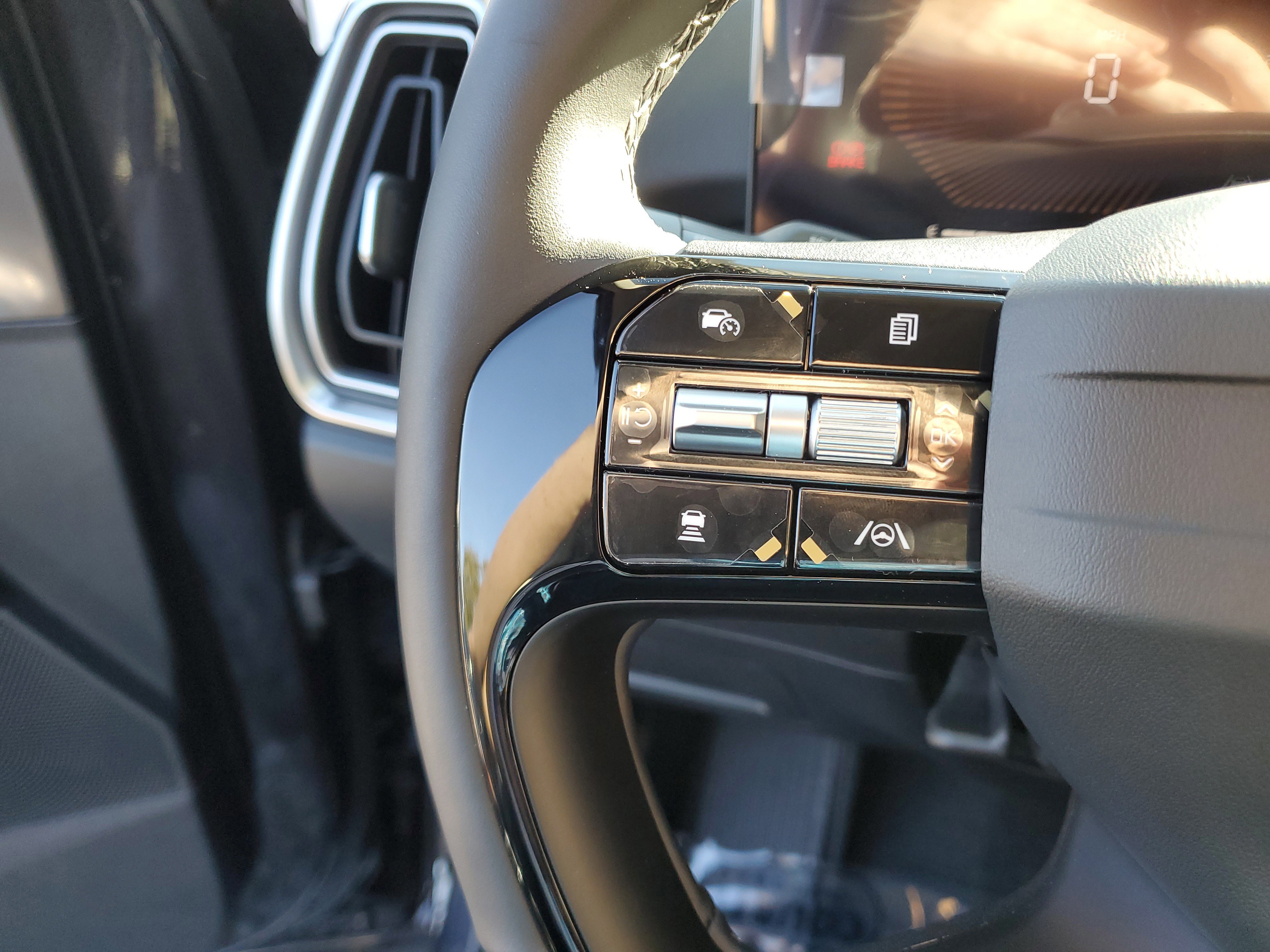 New 2026 Kia Sorento S FWD image 29