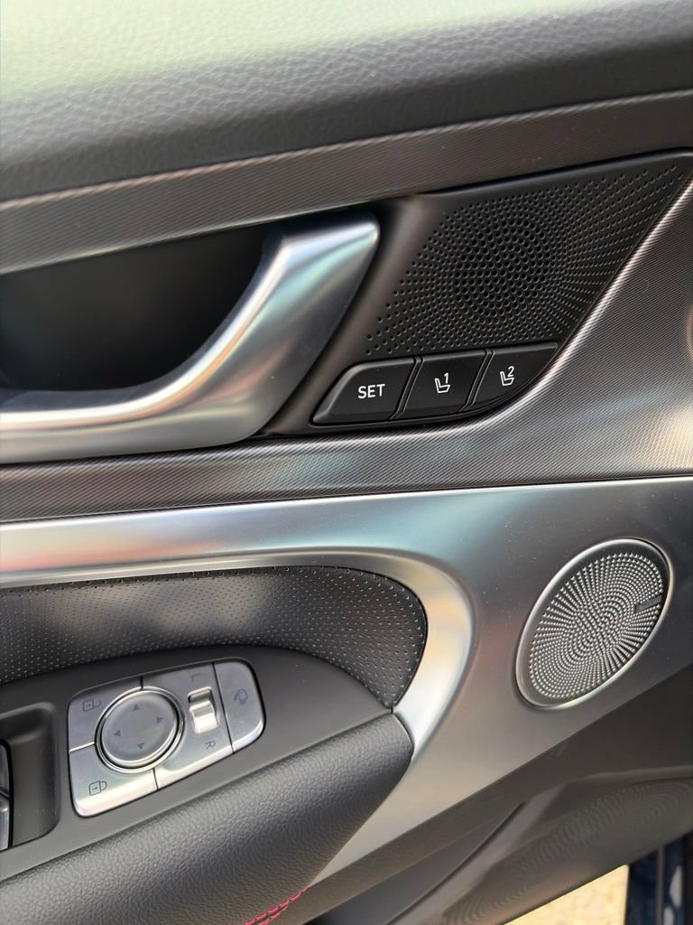 New 2026 Genesis G70 3.3T Sport Prestige AWD/4WD image 12