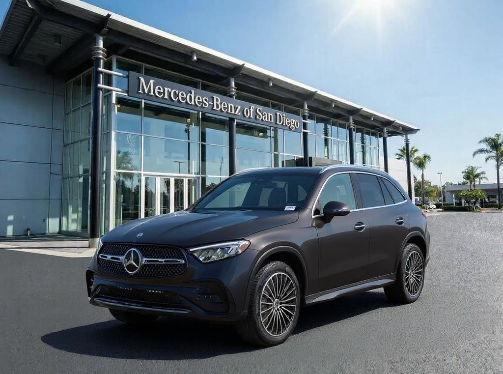 New 2026 Mercedes-Benz GLC 300 image 1