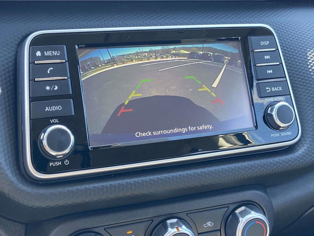 Used 2025 Nissan Kicks Play S image 27