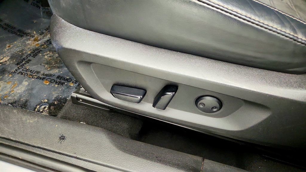 Used 2023 Mitsubishi Outlander SE image 11